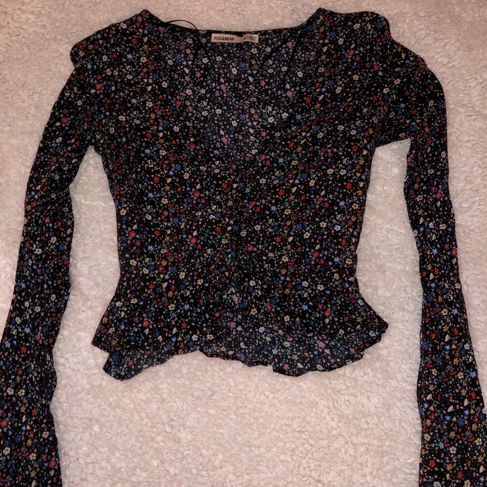 Pull&Bear Floral Front Tie Crop Top